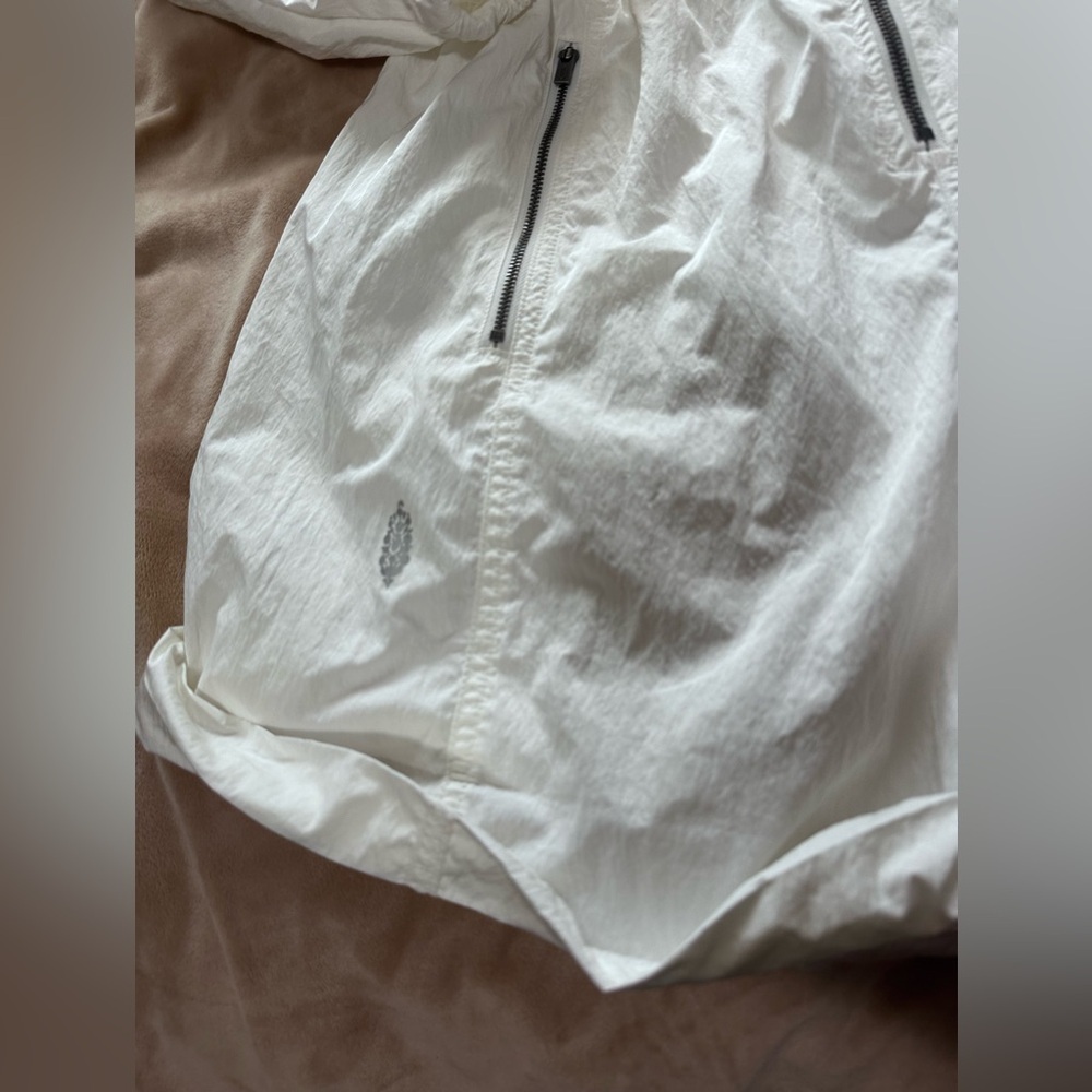 Free people movement white one piece romper. Size m. Excellent condition. - Picture 4 of 7